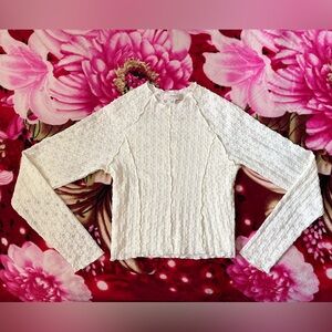Cream Lace Long-Sleeve Women’s Top, stretchy. Raglan. Size S